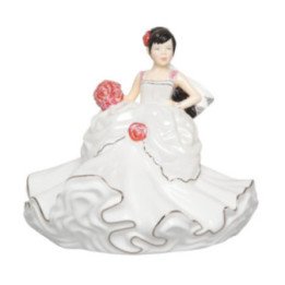 Mini Brunette Gypsy Bride Wedding Dreams | Thelma Madine