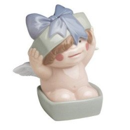 Box Full Of Wishes Nao Porcelain Figurine