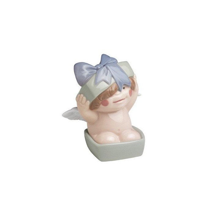 Box Full Of Wishes Nao Porcelain Figurine