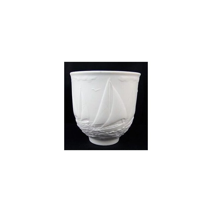 Lladro Sailing The Seas Votive Spanish Porcelain