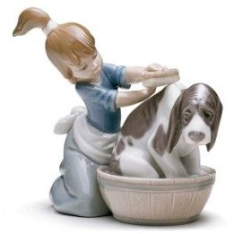 Bashful Bather Lladro Porcelain Figurine