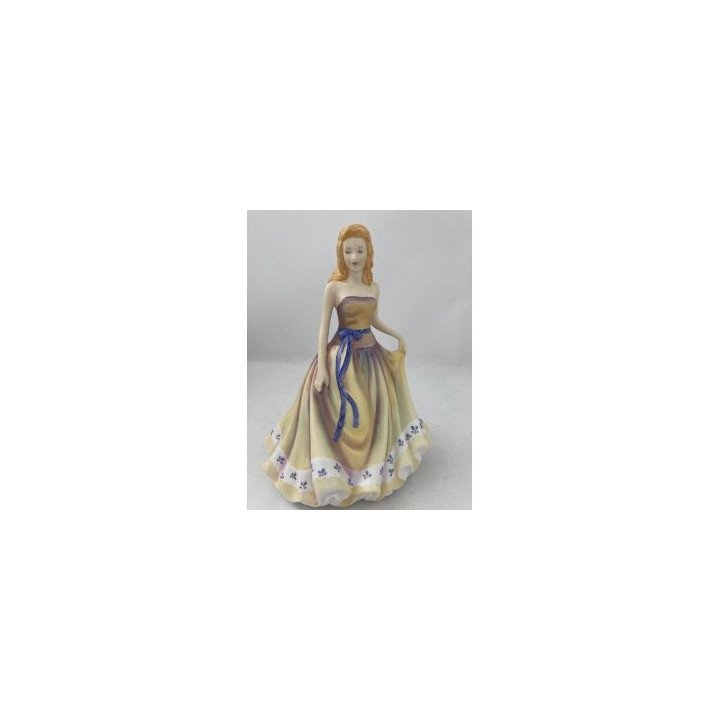 Elizabeth Figurine | English Ladies